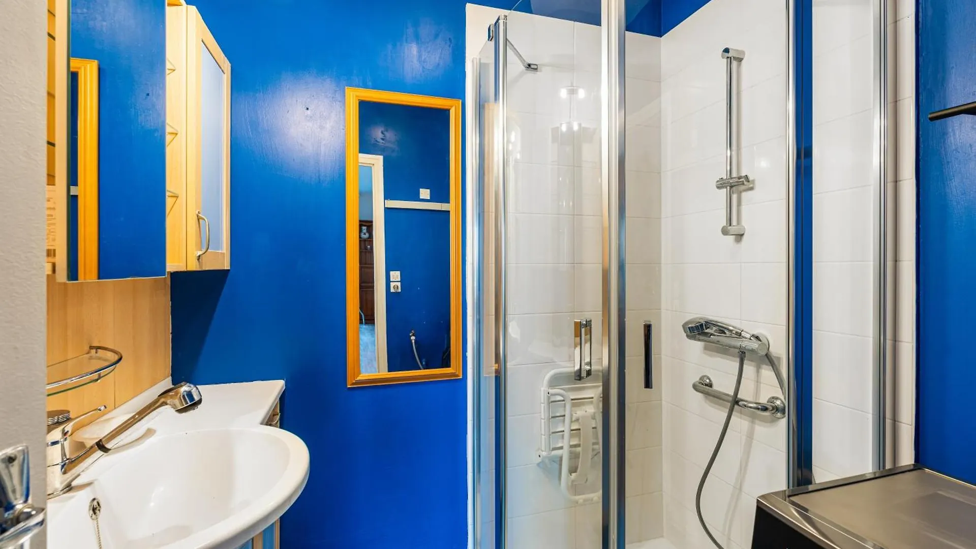 Bel Appartement Face A La Plage Erquy 0*,