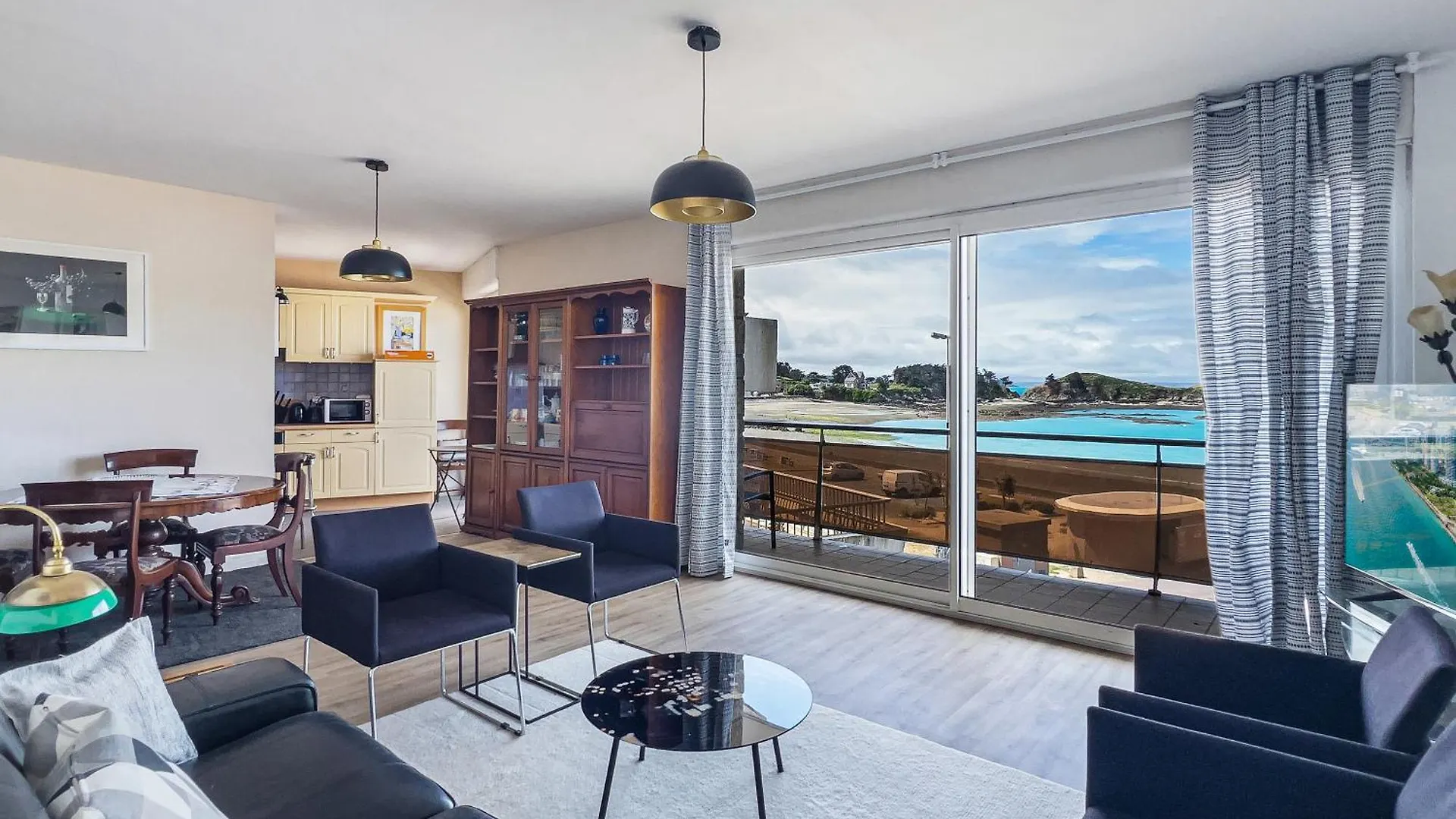 Daire Bel Appartement Face A La Plage Erquy Fransa